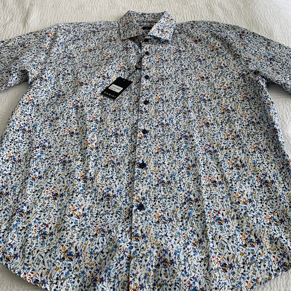 Danini NEW mens shirt in XL in print. Buttons down shirt. Blue buttons. - Picture 2 of 11
